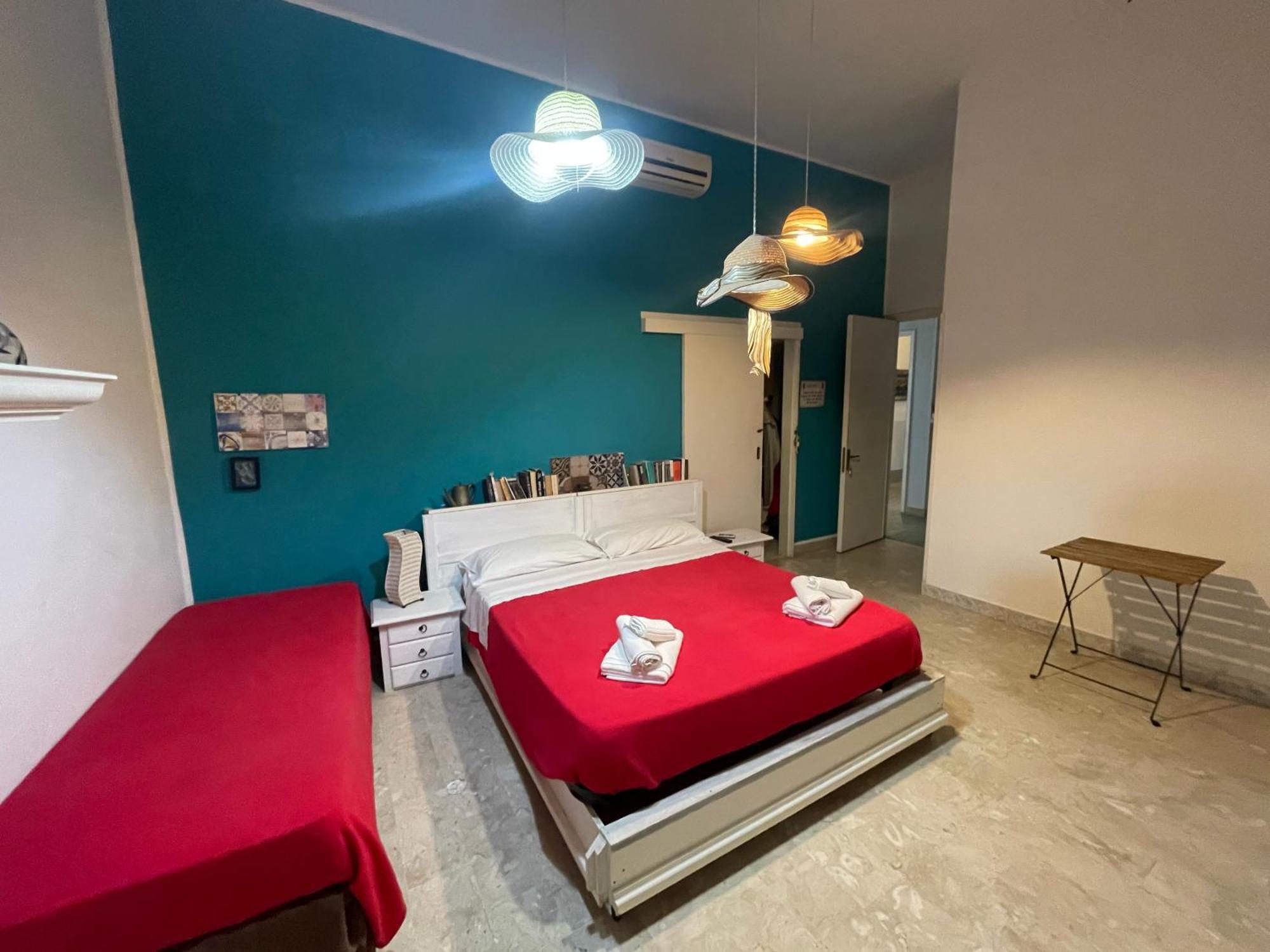 Gadia Hotell Cefalù Eksteriør bilde